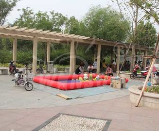 China La piscina inflable gigante, los niños modificados para requisitos particulares del tamaño explota la piscina fábrica