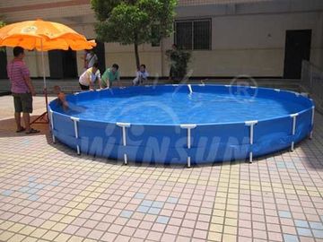 Forma redonda enmarcada de gran tamaño de la piscina con 6 metros de diámetro