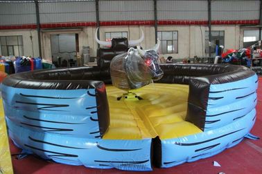 China Tamaño modificado para requisitos particulares paseo mecánico inflable gigante material de Bull de los juegos del PVC fábrica