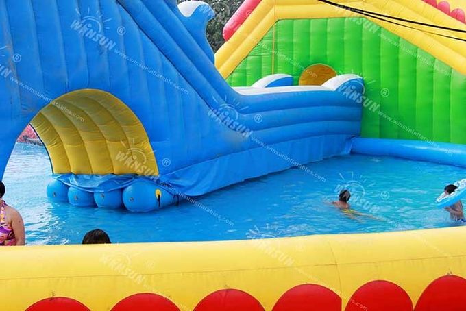 estilo inflable del dragón y del tiburón del parque de atracciones del agua de los niños del PVC de 0.9m m